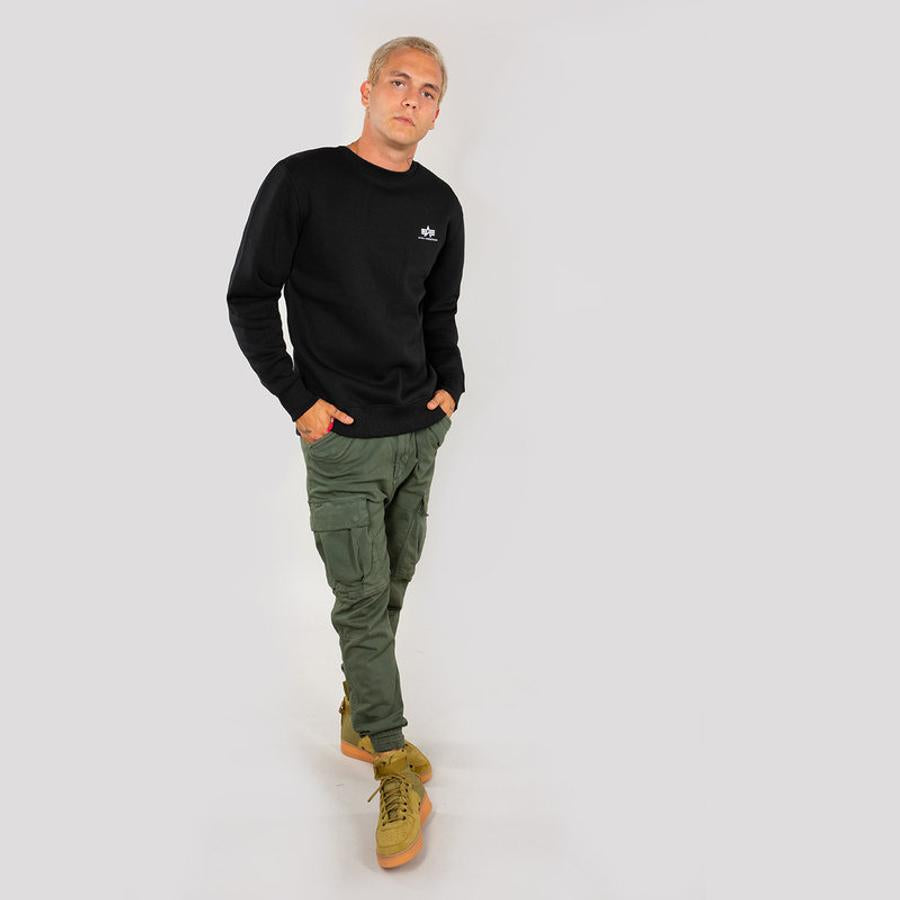 Basic Sweater Small Logo - black