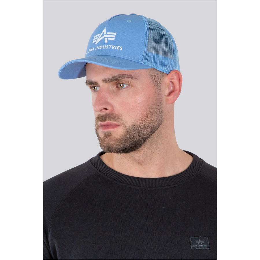 Basic Trucker Cap - light blue