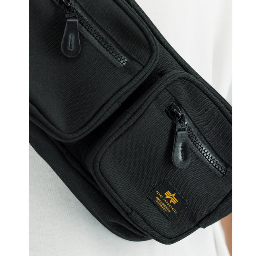 Label Waist Bag - black