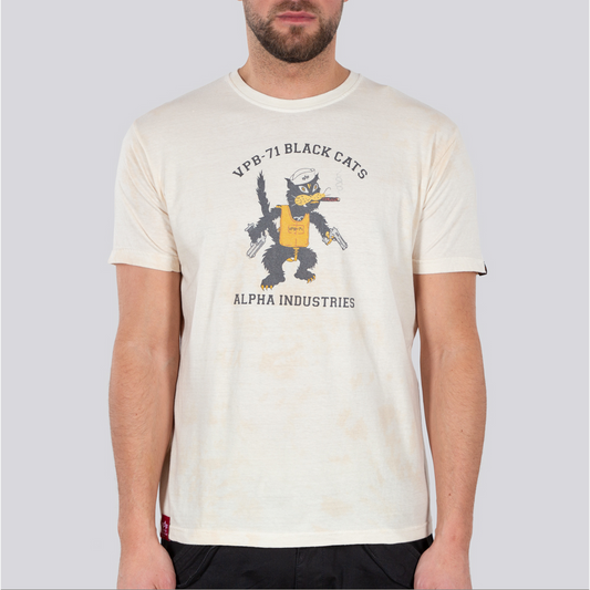 Black Cats T - vintage white