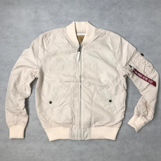 MA-1 TT - jet stream white